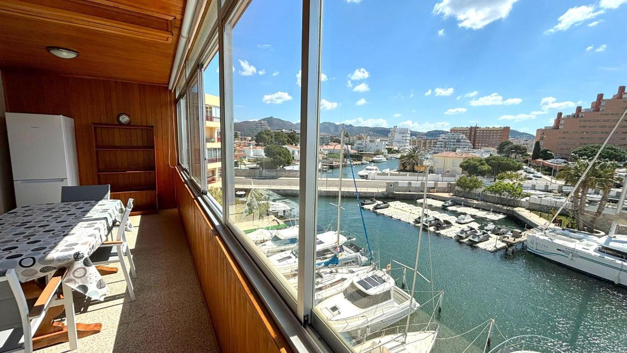 Cap Llarg Appartement Roses Buitenkant foto